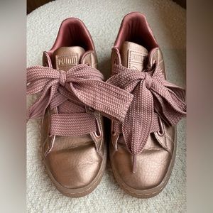 Metallic Rose Gold Puma Tennis Shoes